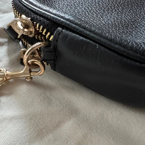 Coach Crossbody Pouch with Gold Chain  Black Leather Bag - Picture 7 of 12